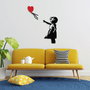 Wallity Banksy - 13 Escultura de pared metálica en Negro y Rojo